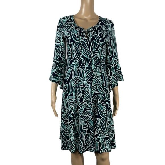 Cato Bell  Sleeve Leaf Pattern Women's Dress - Picture 2 of 11
